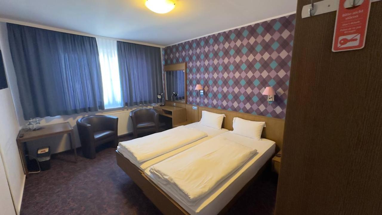 Hotel Ishi Inn Wolfsburgo Exterior foto